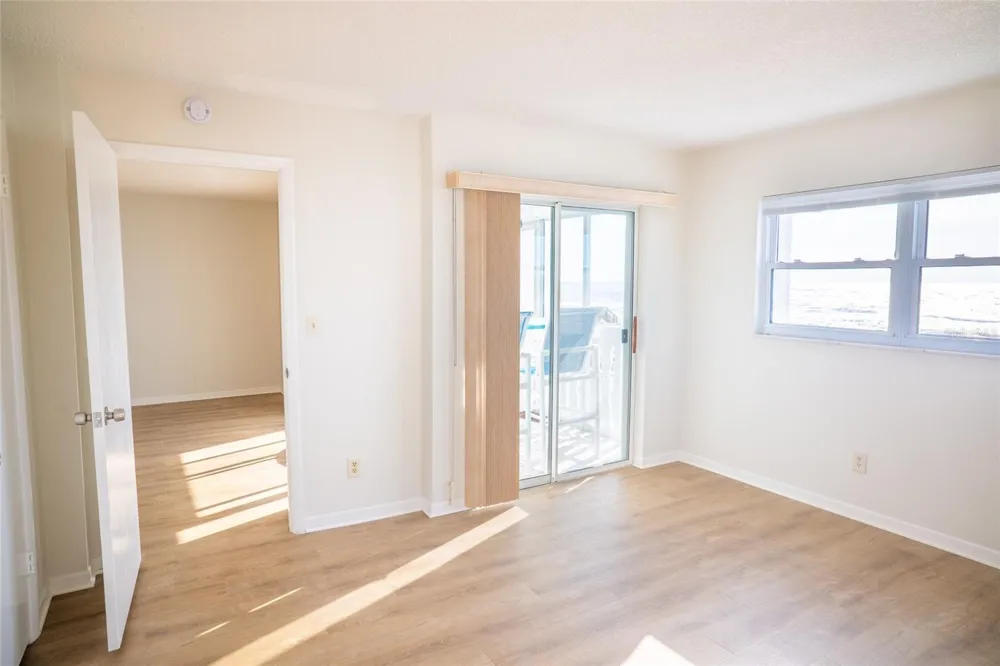 403 GULF WAY #304 St Pete Beach, FL 33706