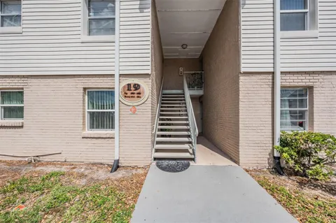 7210 MANHATTAN AVENUE #1913