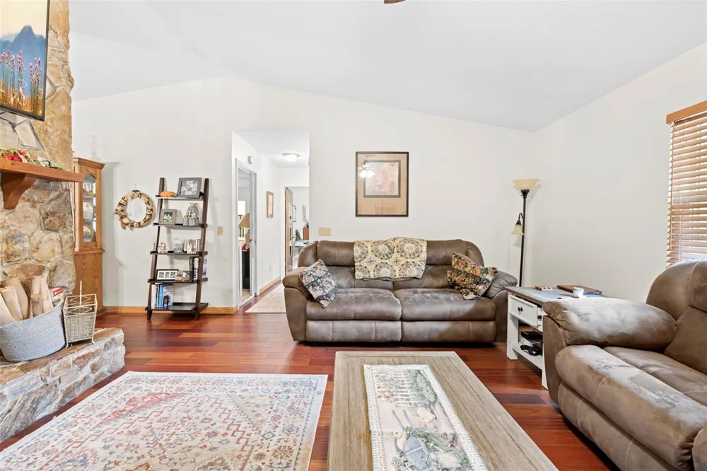6141 E DELL LANE Inverness, FL 34452