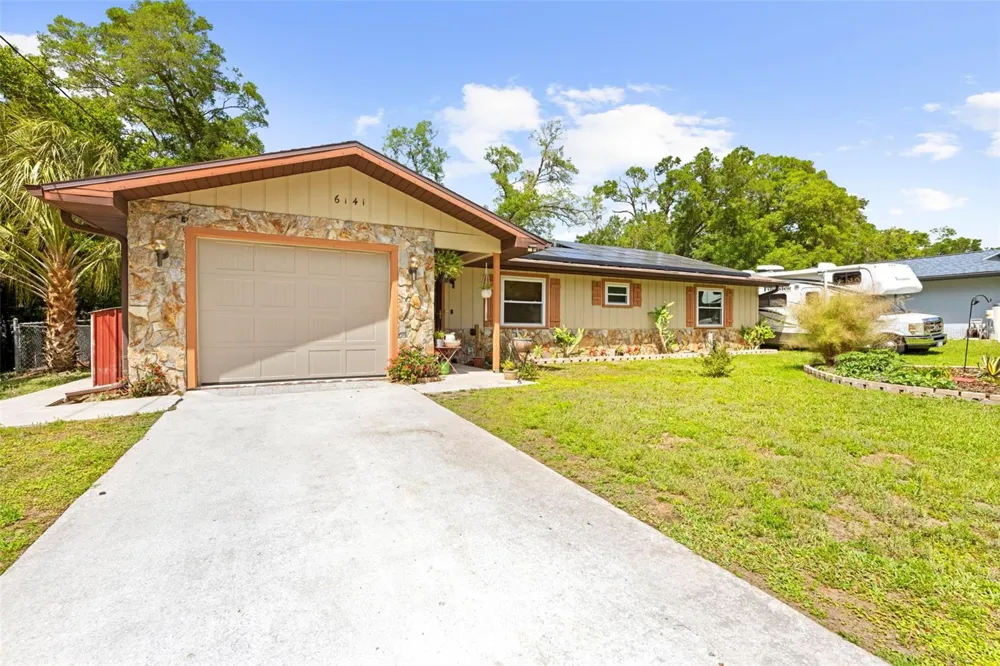 6141 E DELL LANE Inverness, FL 34452