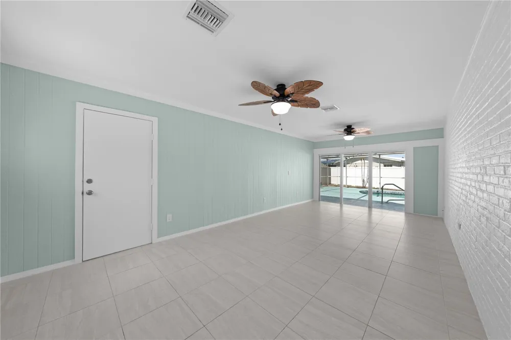 683 JOHN HANCOCK LANE West Melbourne, FL 32904