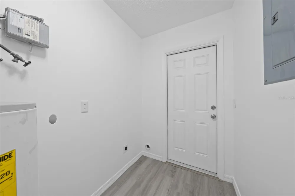 683 JOHN HANCOCK LANE West Melbourne, FL 32904