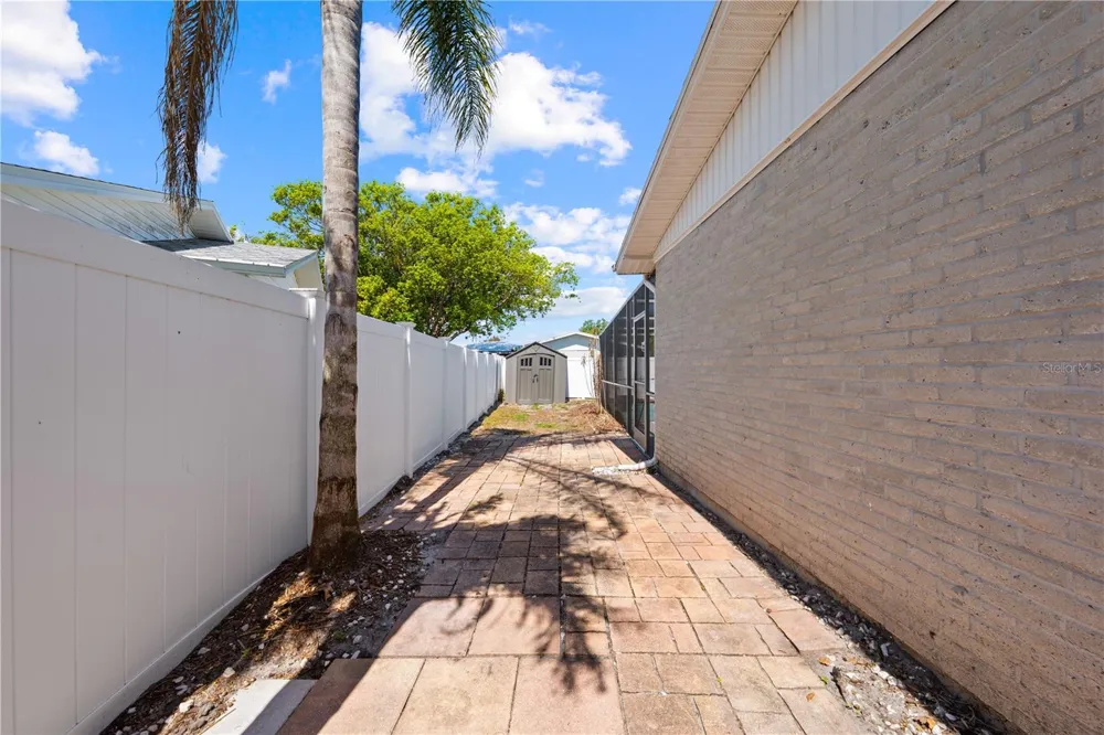 683 JOHN HANCOCK LANE West Melbourne, FL 32904