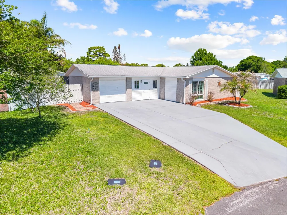 683 JOHN HANCOCK LANE West Melbourne, FL 32904