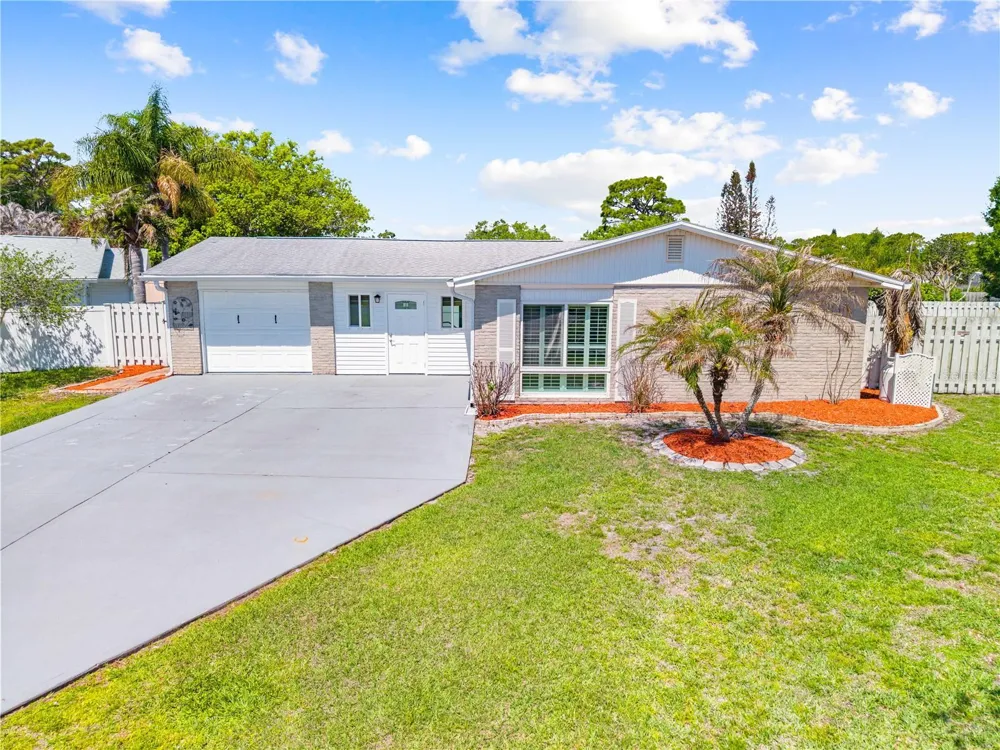 683 JOHN HANCOCK LANE West Melbourne, FL 32904