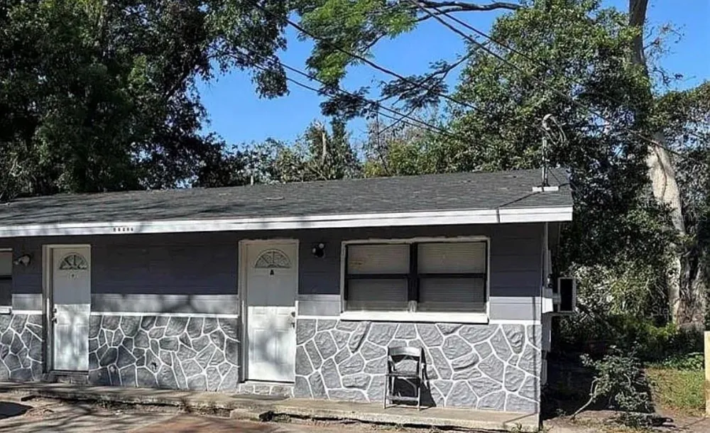 10022 LANTANA AVENUE #A Tampa, FL 33612
