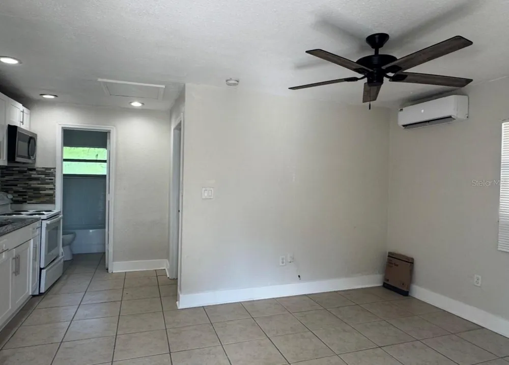 10022 LANTANA AVENUE #A Tampa, FL 33612