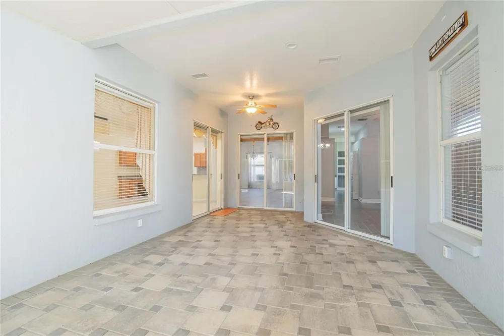 4810 WATER LARK WAY Valrico, FL 33596