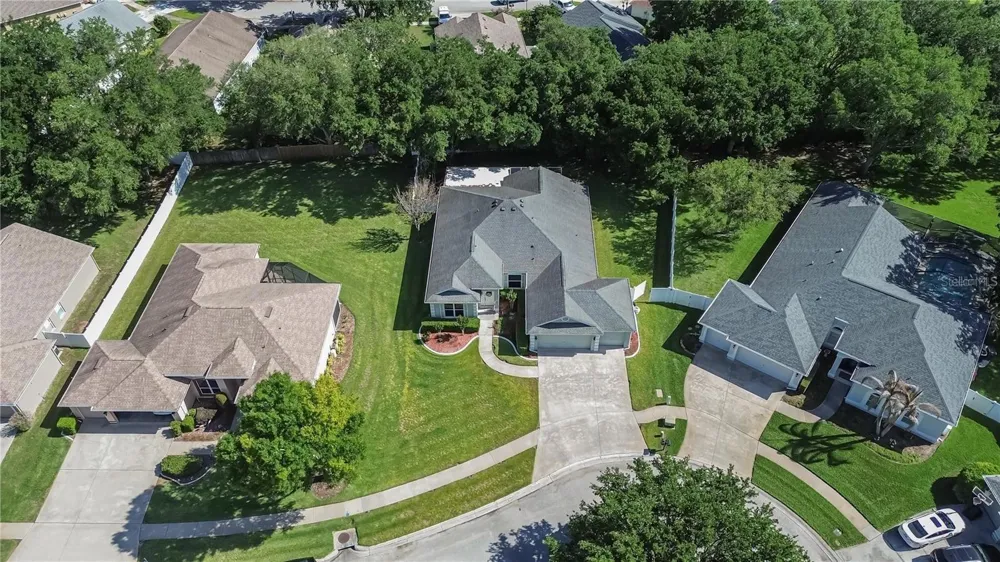 4810 WATER LARK WAY Valrico, FL 33596