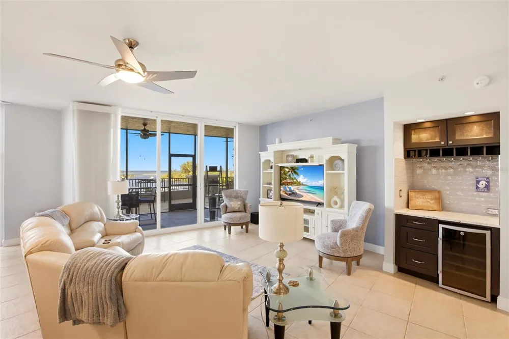 3313 SUNSET KEY CIRCLE #105 Punta Gorda, FL 33955