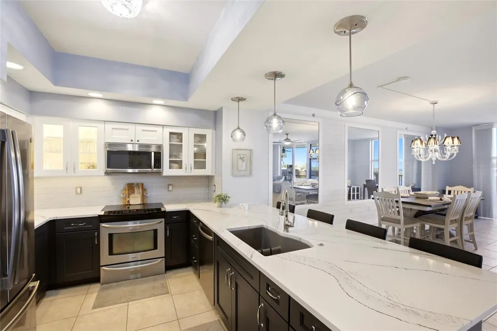3313 SUNSET KEY CIRCLE #105 Punta Gorda, FL 33955