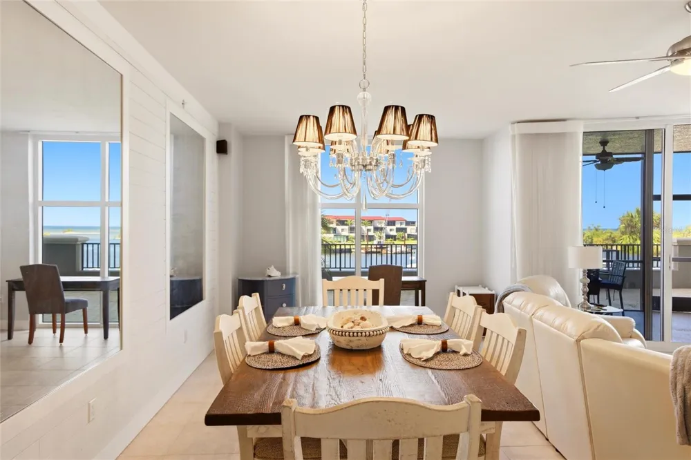 3313 SUNSET KEY CIRCLE #105 Punta Gorda, FL 33955
