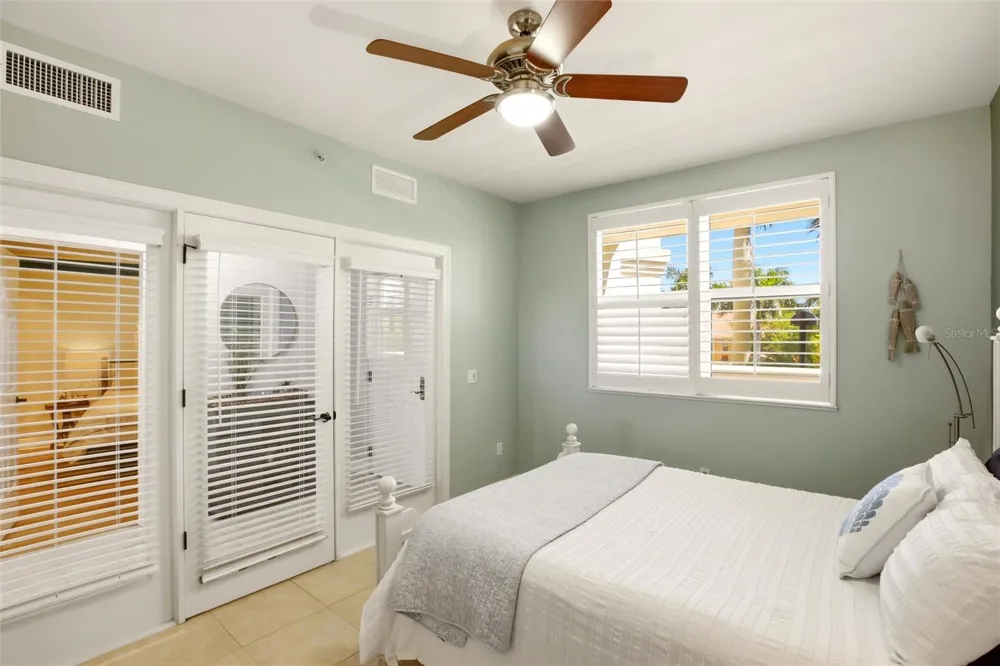 3313 SUNSET KEY CIRCLE #105 Punta Gorda, FL 33955