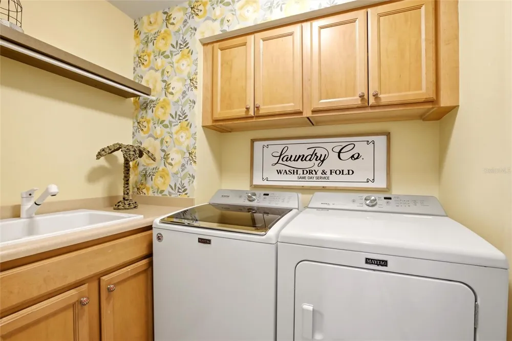 3313 SUNSET KEY CIRCLE #105 Punta Gorda, FL 33955