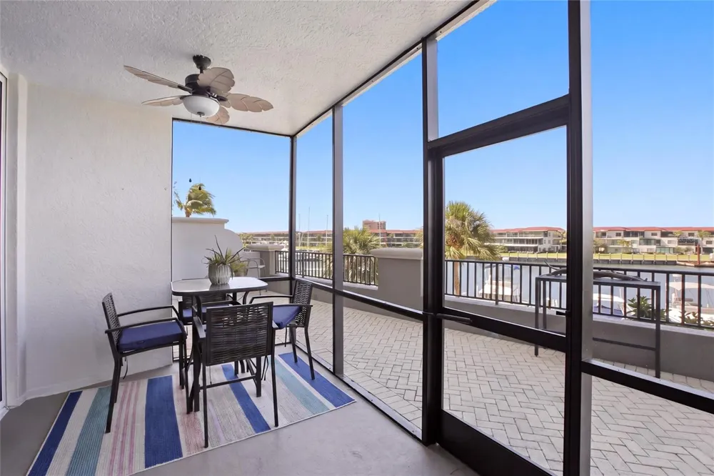 3313 SUNSET KEY CIRCLE #105 Punta Gorda, FL 33955