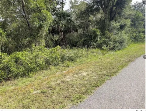 914 & 916 POINCIANA DRIVE