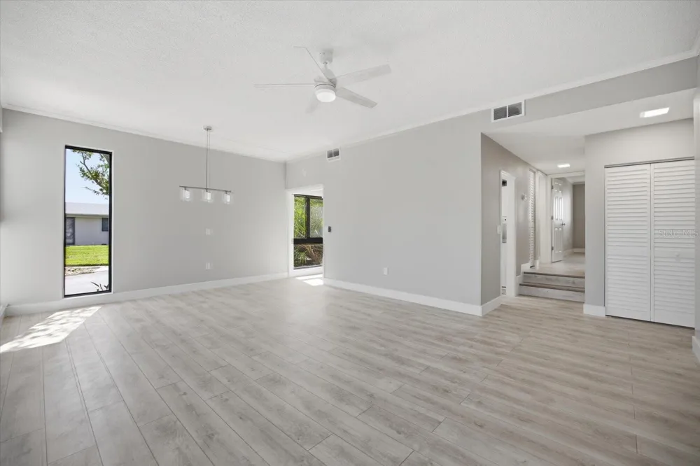 500 PARK BOULEVARD S #106 Venice, FL 34285