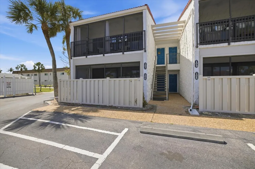 500 PARK BOULEVARD S #106 Venice, FL 34285