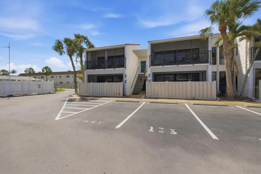 500 PARK BOULEVARD S #106 Venice, FL 34285