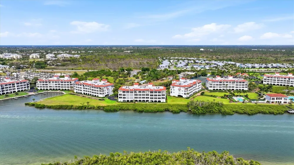 11160 HACIENDA DEL MAR BOULEVARD #202 Placida, FL 33946