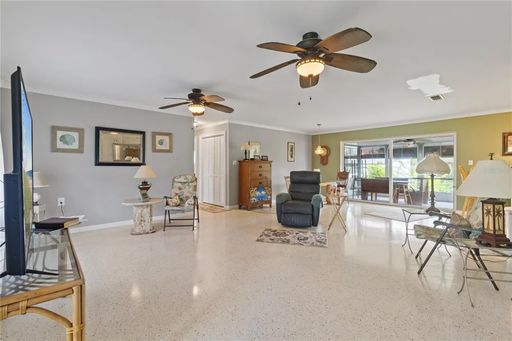 4020 PALM DRIVE Punta Gorda, FL 33950