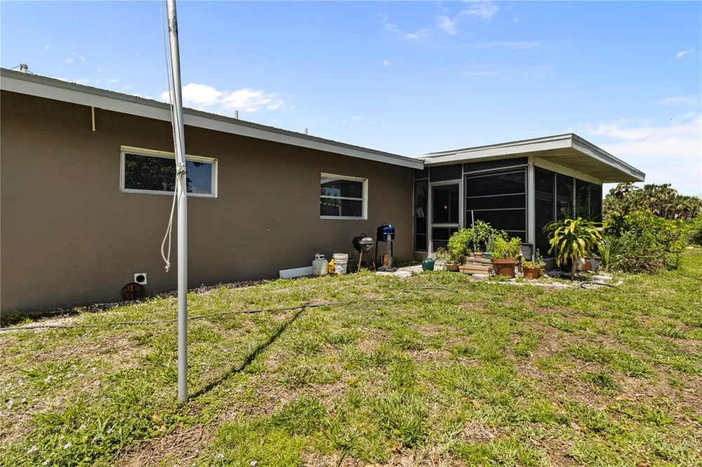 4020 PALM DRIVE Punta Gorda, FL 33950