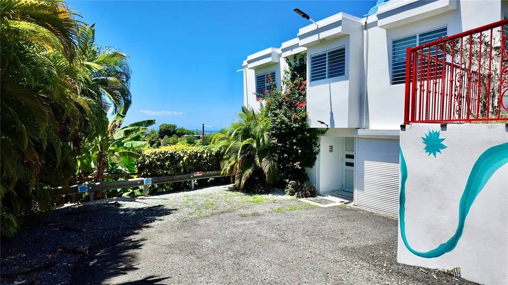 412 CARR EL COQUI Rincon, PR 00677