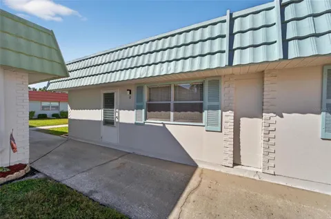 1802 BEDFORD LANE #12