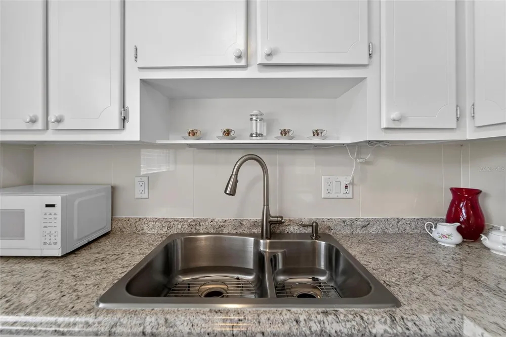 1802 BEDFORD LANE #12 Sun City Center, FL 33573