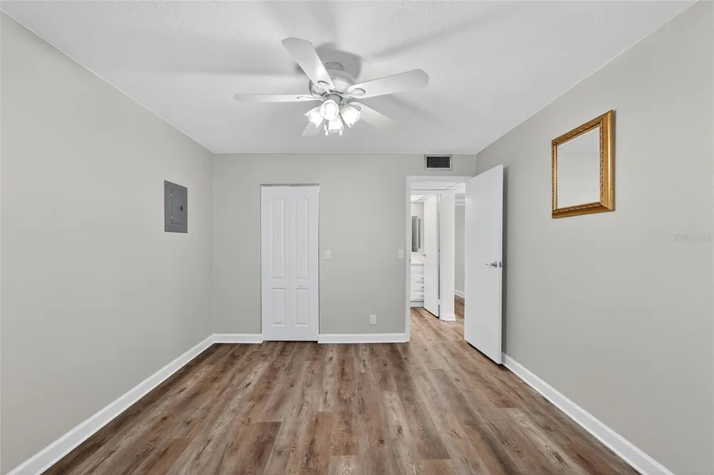 1802 BEDFORD LANE #12 Sun City Center, FL 33573