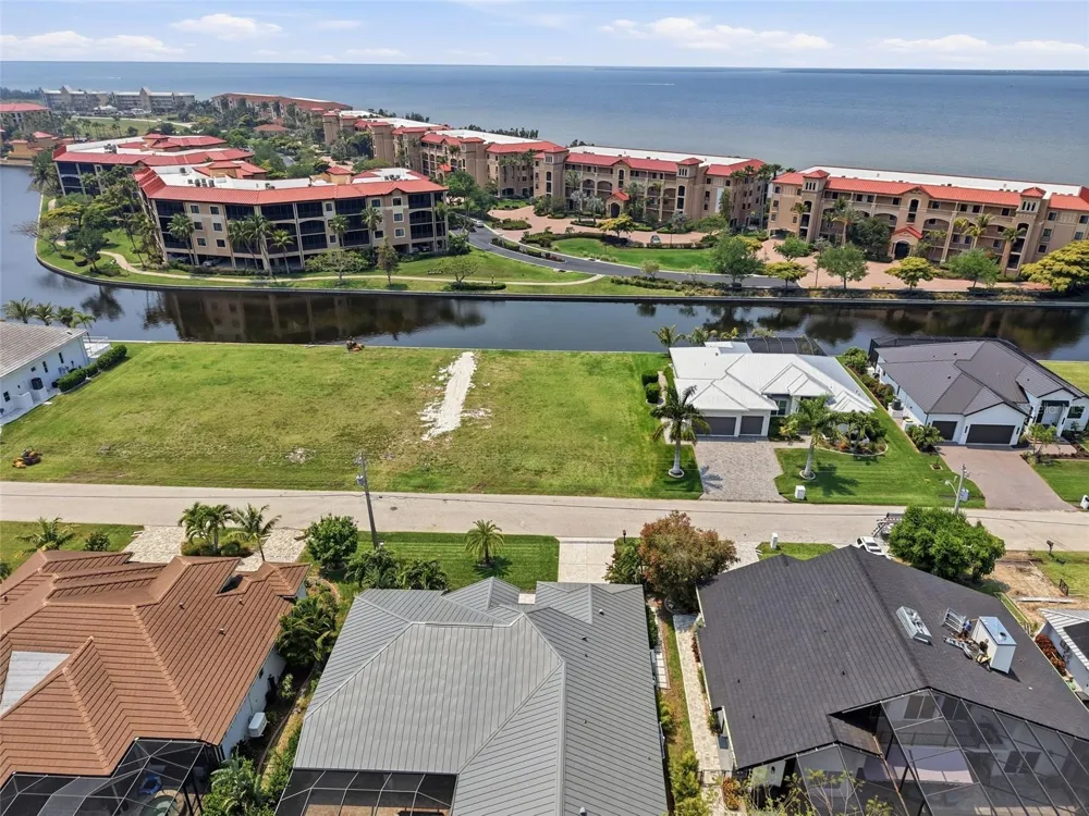 81 COLONY POINT DRIVE Punta Gorda, FL 33950