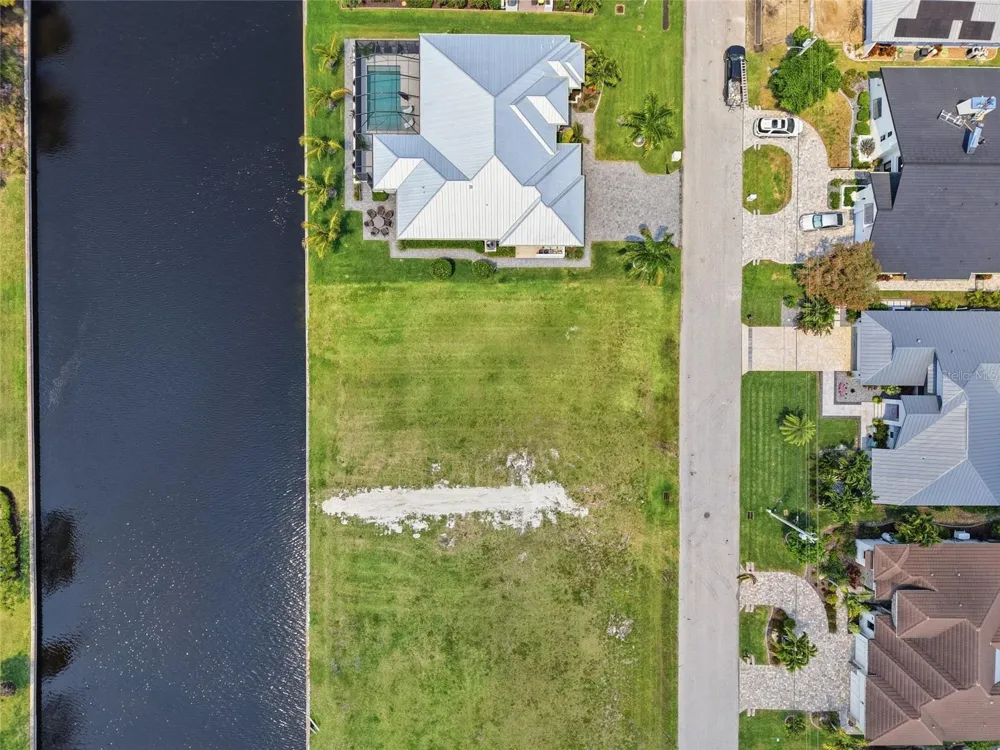 81 COLONY POINT DRIVE Punta Gorda, FL 33950