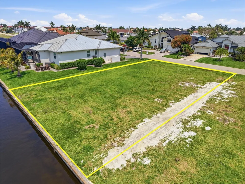 81 COLONY POINT DRIVE Punta Gorda, FL 33950