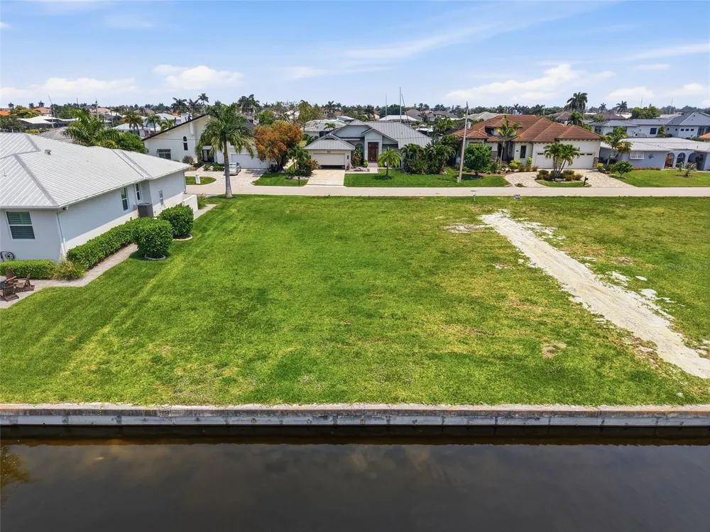81 COLONY POINT DRIVE Punta Gorda, FL 33950