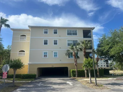 940 COOPER STREET #302