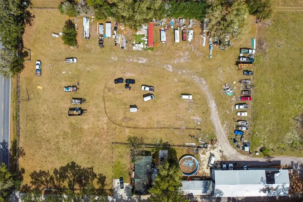 8302 WIRE ROAD Zephyrhills, FL 33540