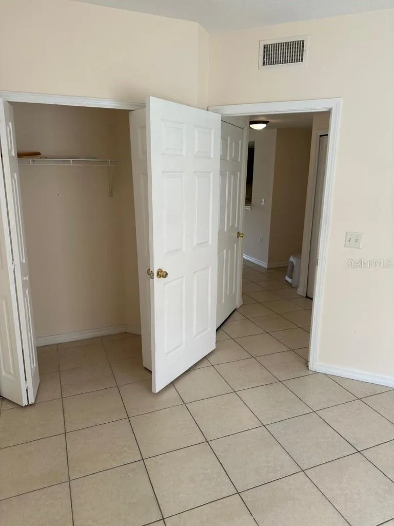 6425 CYPRESSDALE DRIVE #101 Riverview, FL 33578