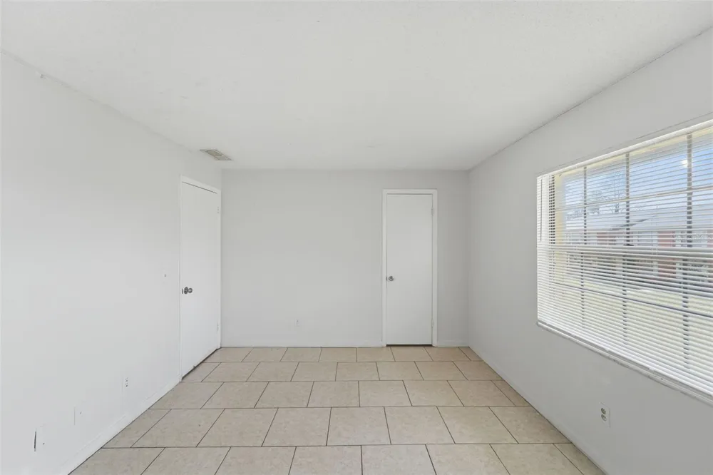 1655 W OAK RIDGE ROAD #D Orlando, FL 32809