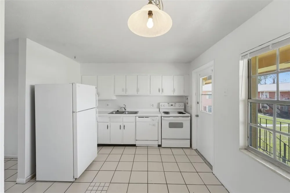 1655 W OAK RIDGE ROAD #D Orlando, FL 32809