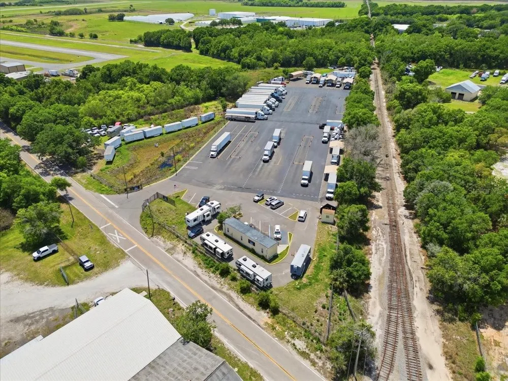 100 S AIRPORT ROAD Lake Wales, FL 33859
