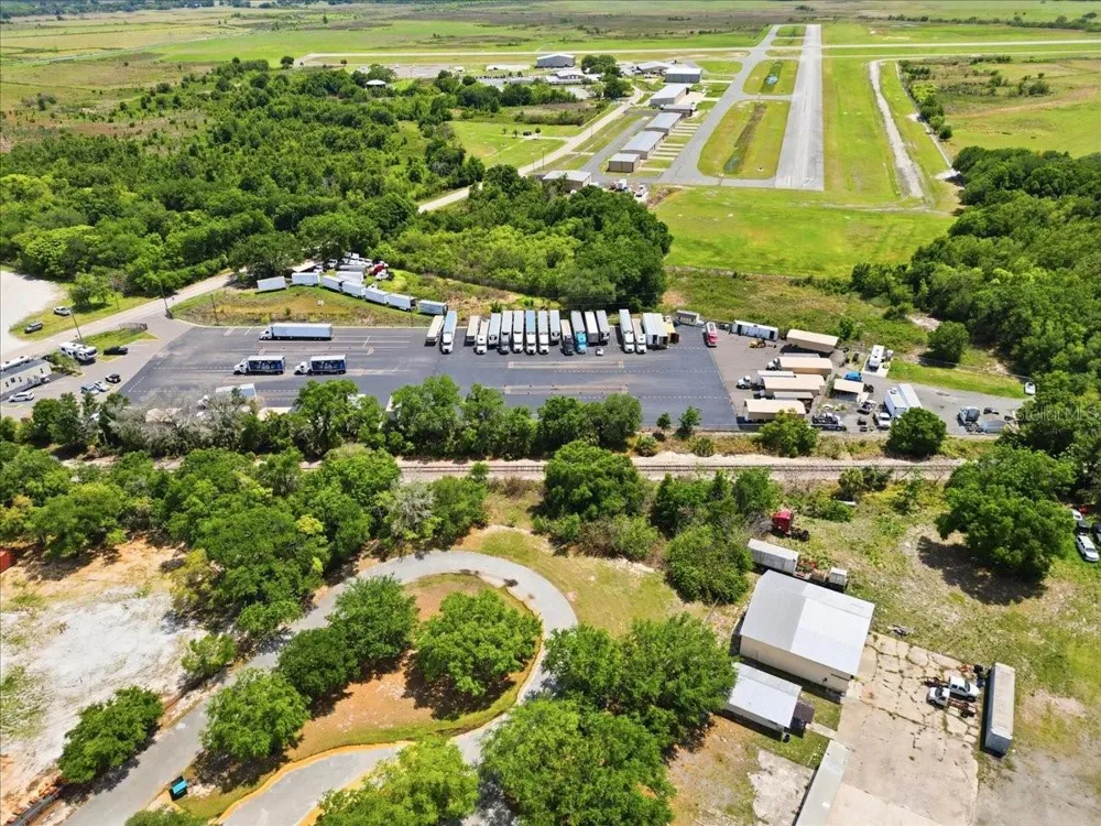 100 S AIRPORT ROAD Lake Wales, FL 33859