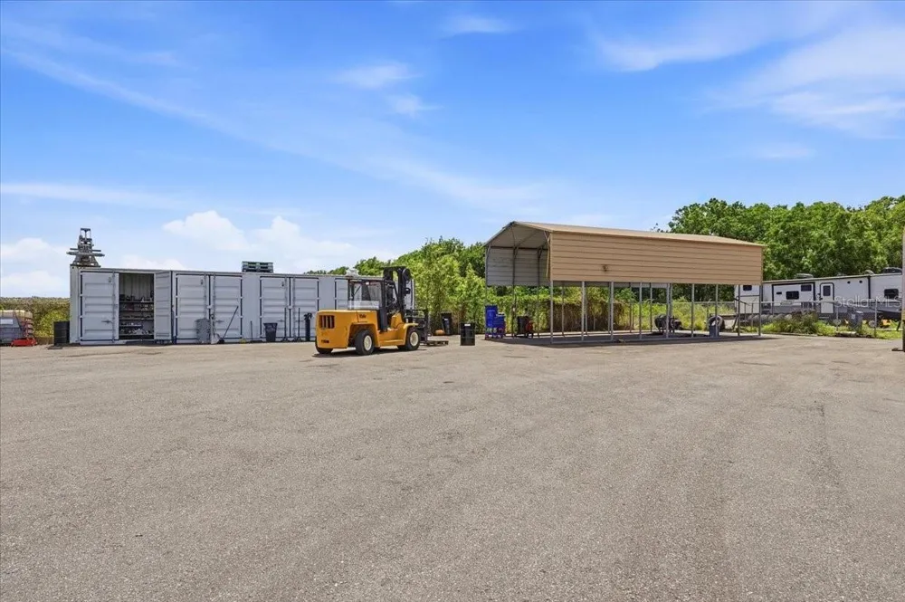 100 S AIRPORT ROAD Lake Wales, FL 33859