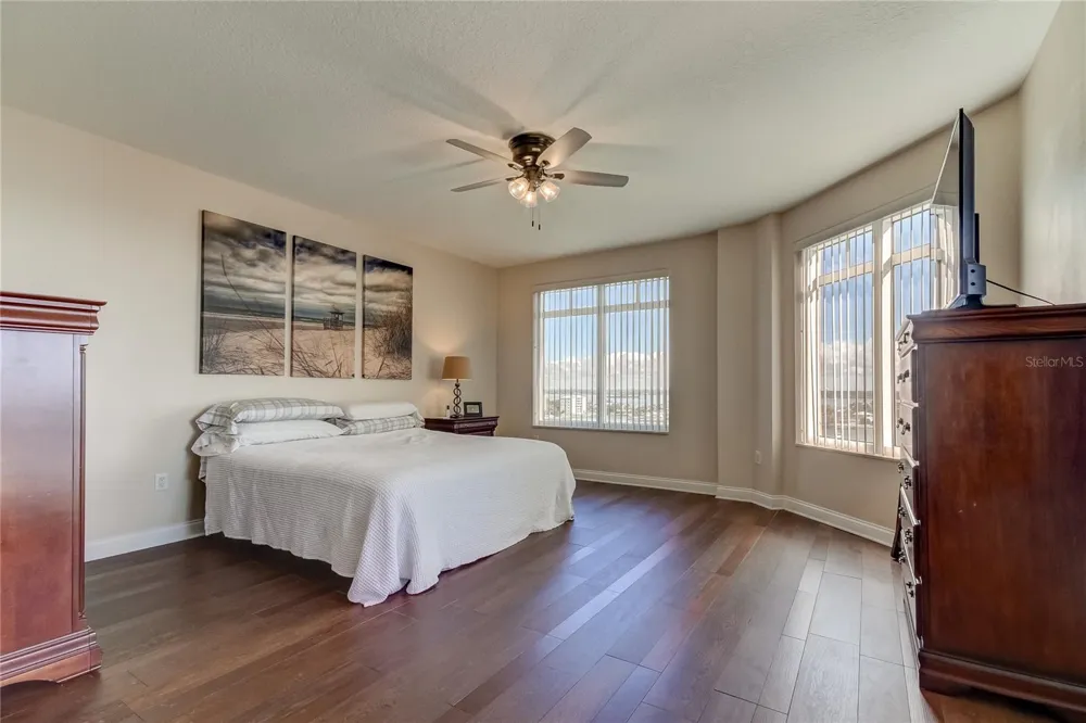 521 MANDALAY AVENUE #1109 Clearwater Beach, FL 33767