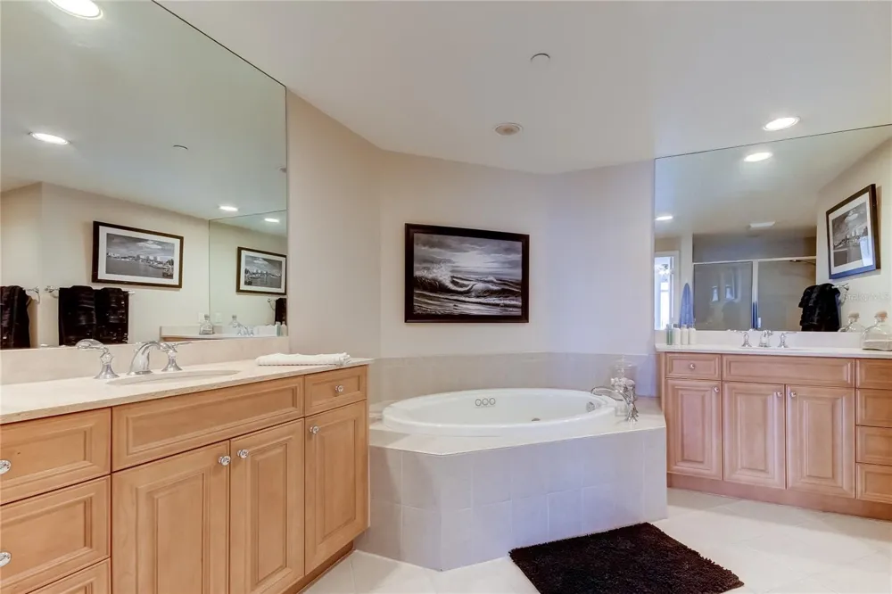 521 MANDALAY AVENUE #1109 Clearwater Beach, FL 33767
