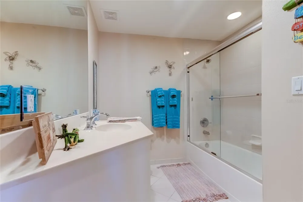 521 MANDALAY AVENUE #1109 Clearwater Beach, FL 33767