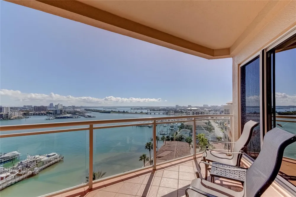 521 MANDALAY AVENUE #1109 Clearwater Beach, FL 33767
