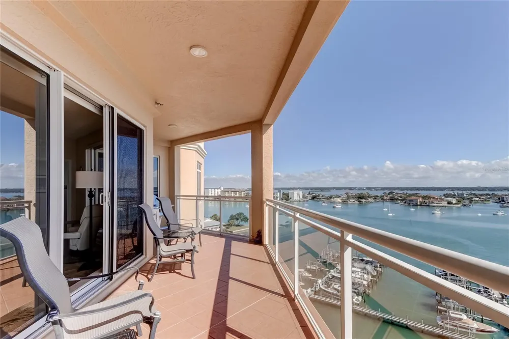 521 MANDALAY AVENUE #1109 Clearwater Beach, FL 33767