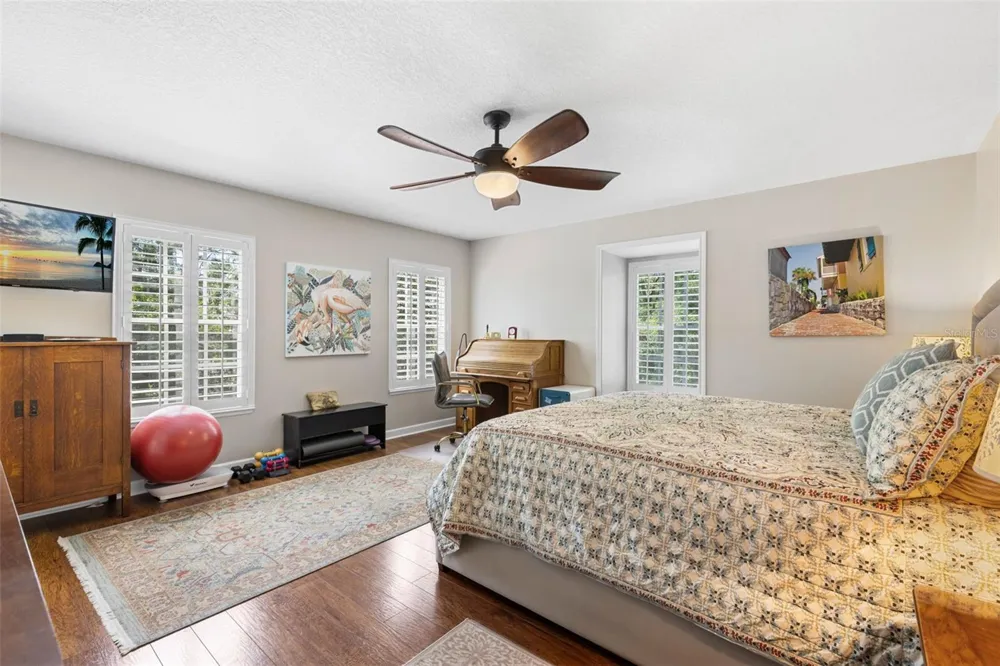 5787 APOPKA VINELAND ROAD Orlando, FL 32818