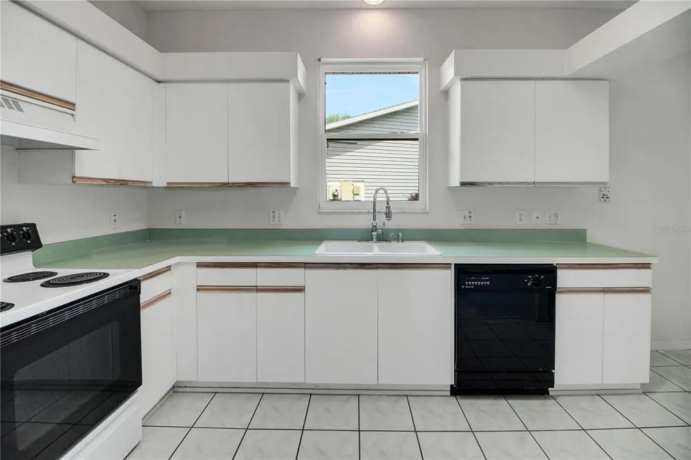 333 RANCHWOOD DRIVE Leesburg, FL 34748