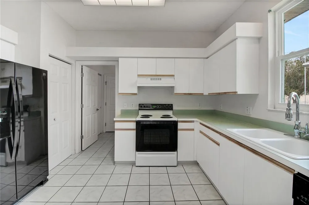 333 RANCHWOOD DRIVE Leesburg, FL 34748
